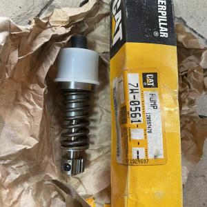 CAT Genuine new 7W0561