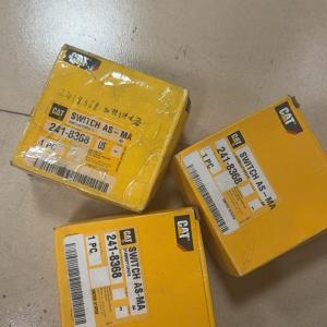 CAT GENUINE ACCESSORY 2418368