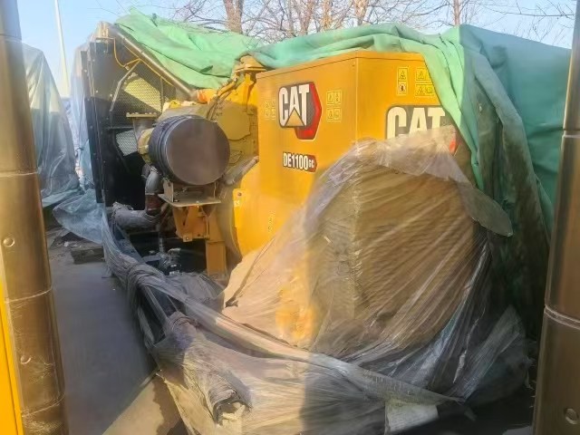CAT GENUINE ACCESSORY C32 generator set, 880 kW