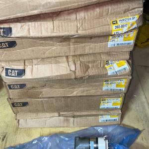 CAT GENUINE NEW FUEL INJECTOR 3920217
