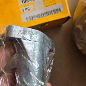 CAT Genuine new 1052508 105-2508