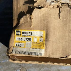 CAT Genuine new 1440725