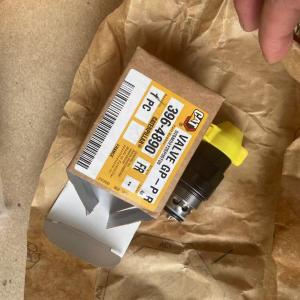 CAT Genuine new 3964890 396-4890
