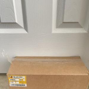 CAT Genuine new 4P9076 4P-9076