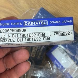 DAIHATSU original oil nozzle E206250480A model DLL140TE3210M4