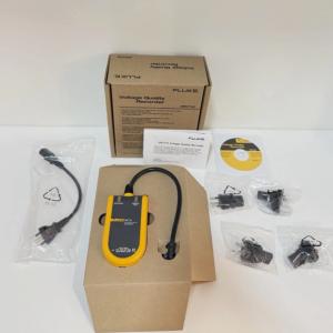 FLUKE VR1710 VOLTAGE