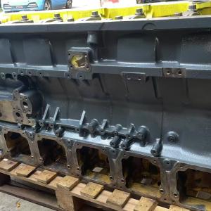 KOMATSU GENUINE ACCESSORY SAA6D170E-5 USED engine cylinder block 6245-21-1111