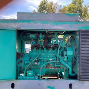 Komatsu 06110T 200KW Diesel Generator  917 Hours