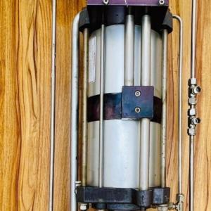 Maximator DLE 30-2-UU-H2-AL pneumatic gas booster 8700 PSI 600 bar 160 ratio
