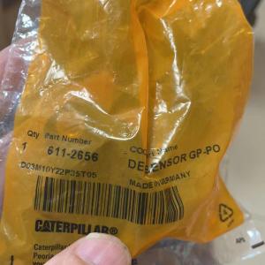 CAT GENUINE NEW 6112656 611-2656