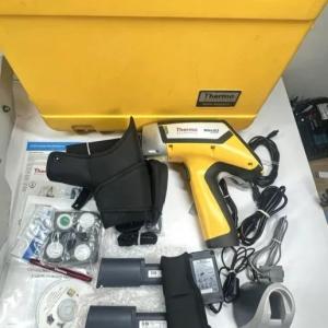 Niton XL2 handheld spectrometer