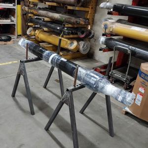 Rebuilt CYLINDER GRP BOOM 1756861