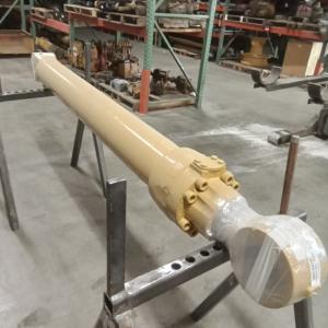 Rebuilt CYLINDER GRP BOOM 3891041