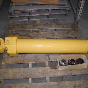 Rebuilt CYLINDER GRP LIFT LH 1332964
