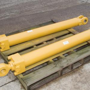 Rebuilt CYLINDER GRP STEER 3G5192