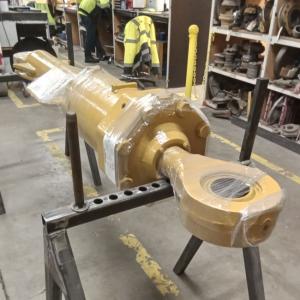 Tested CYLINDER GRP TILT 9T3715