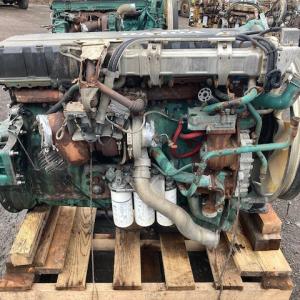 USED 2005 Volvo VED12D 365hp Diesel Engine with EGR Emissions