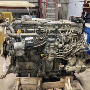 USED 2019 Detroit DD15 472910S Diesel Engine
