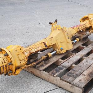 Used AXLE GRP FRONT 1545471