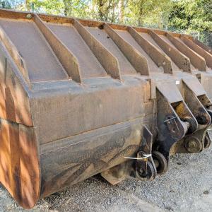 Used BUCKET 143 GP 60-1765