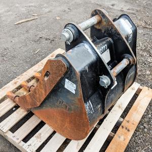 Used BUCKET  30 HOE HD 60-1892