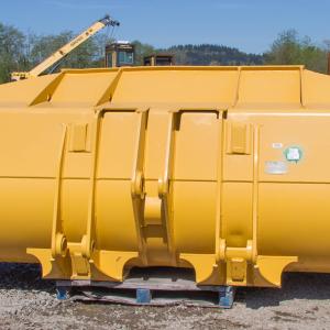 Used BUCKET GRP 60-1316