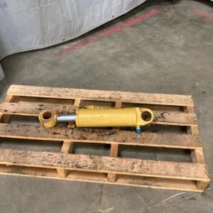 Used CYLINDER GRP 1219242