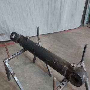 Used CYLINDER GRP LIFT 3475536