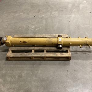 Used CYLINDER GRP LIFT 9T2860