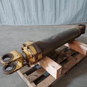 Used CYLINDER GRP LIFT LH 3G5495