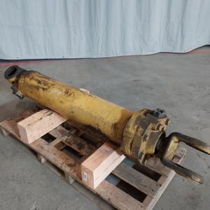Used CYLINDER GRP LIFT RH 1332963