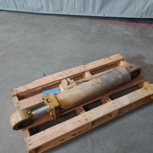 Used CYLINDER GRP STEER 1808500