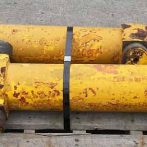 Used Core CYLINDER GRP LIFT RH 5J9708
