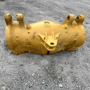 Used HOUSING AS-AXLE CT-2631819