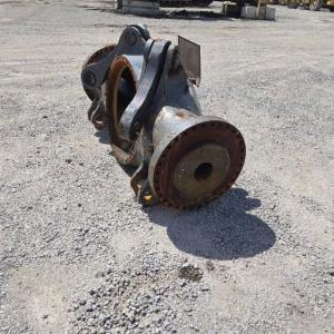 Used HOUSING AXLE KM 5612273113