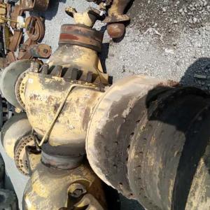 Used HOUSING AXLE REAR KM-4272313101