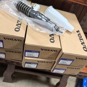 VOLVO GENUINE NEW 21371673